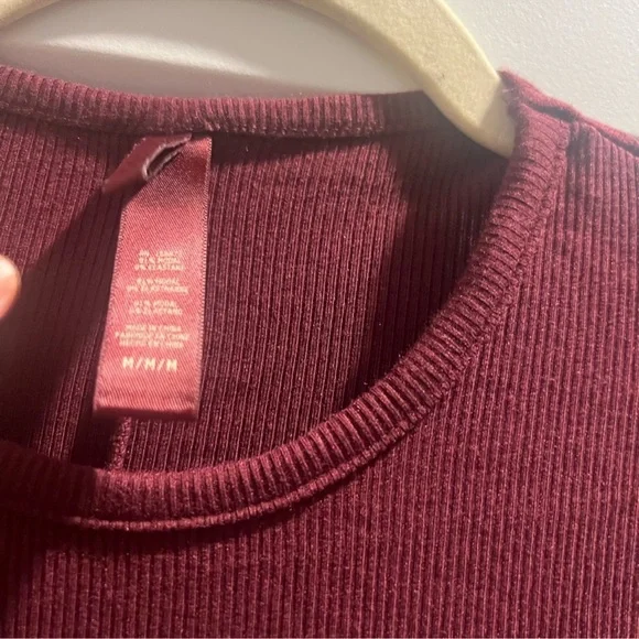 SKIMS Boat Neck Long Dress - Picture 9 of 9